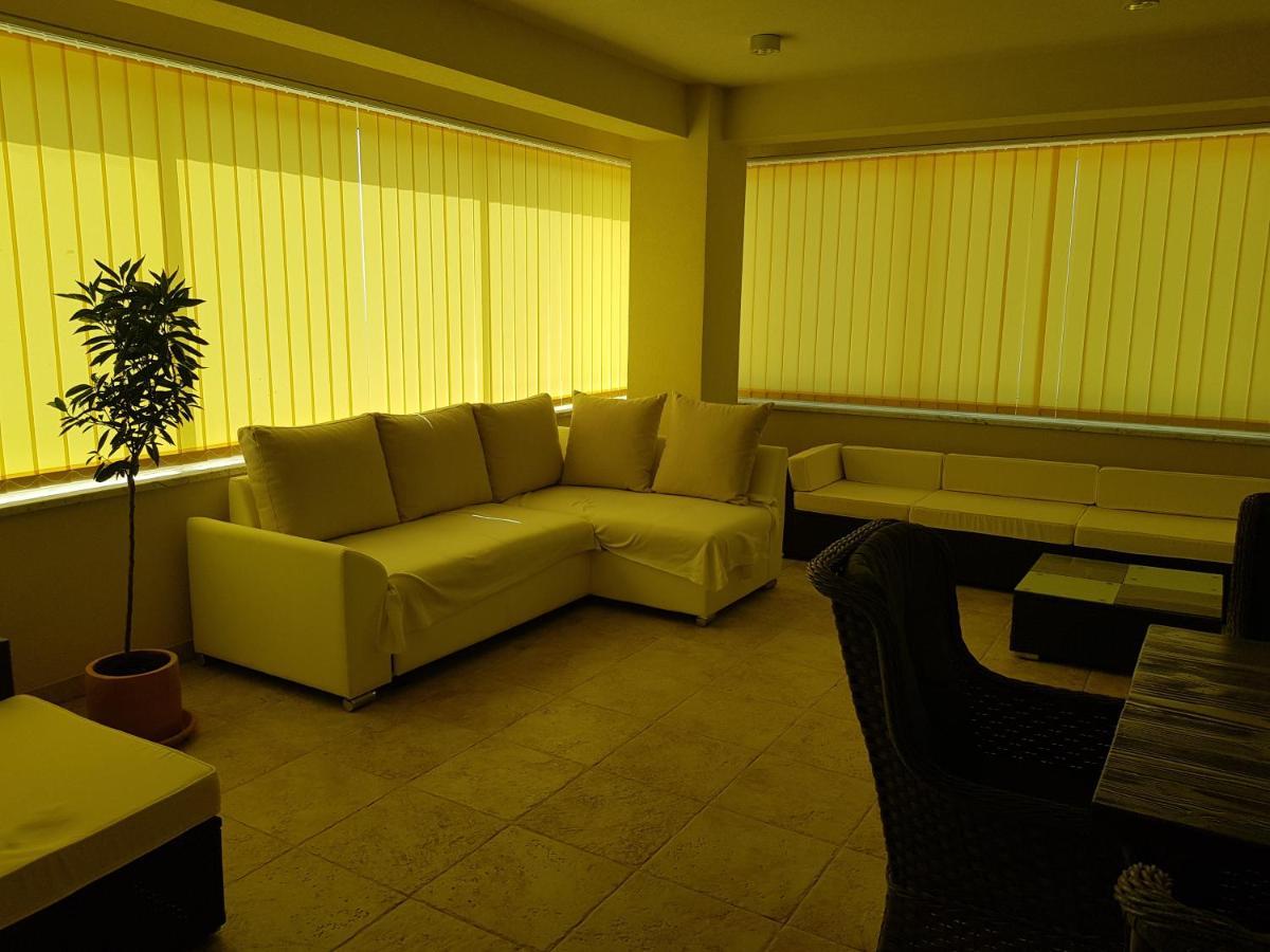 Yellow Cube Kozino Ngoại thất bức ảnh