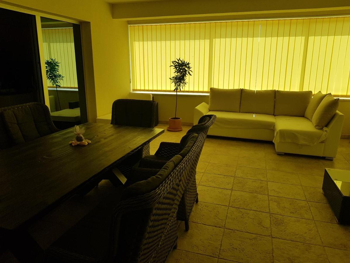 Yellow Cube Kozino Ngoại thất bức ảnh