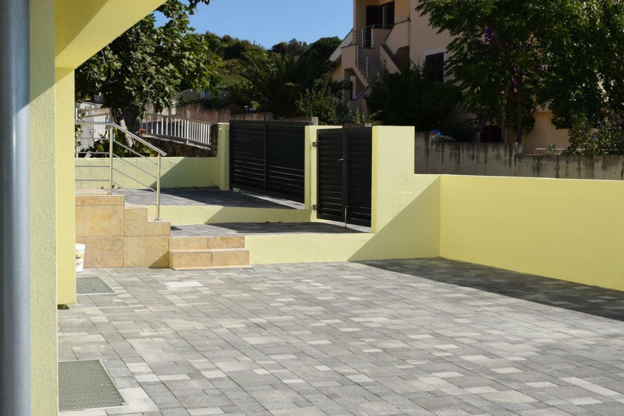 Yellow Cube Kozino Ngoại thất bức ảnh